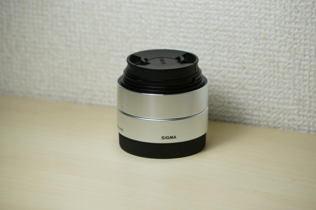 ミラーレスの単焦点レンズならまずコレ！Eマウント『SIGMA 30mm F2.8 