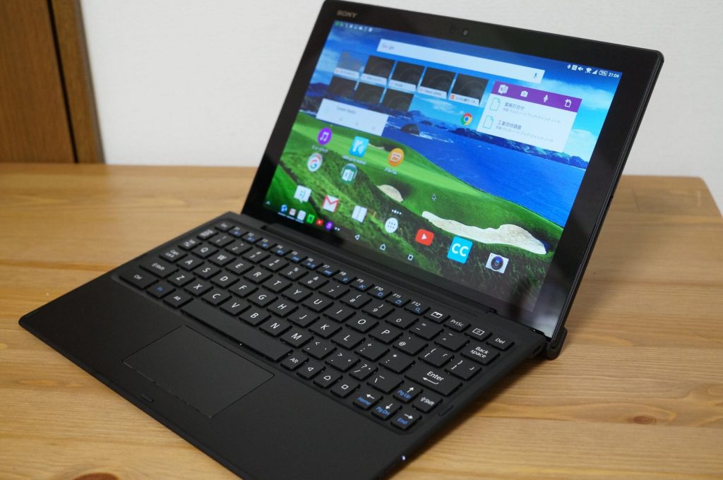 Xperia Z4 Tablet 専用 Bluetooth キーボードレビュー。価格の割