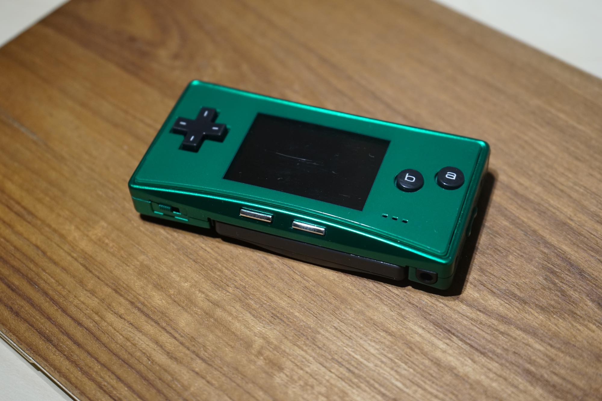 gameboy-micro-green6