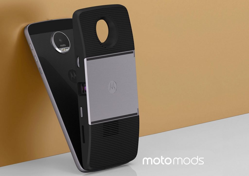「Moto Z」用機能拡張モジュール「Moto Mods」実機レビュー！プロジェクターに10倍光学式ズームカメラなど