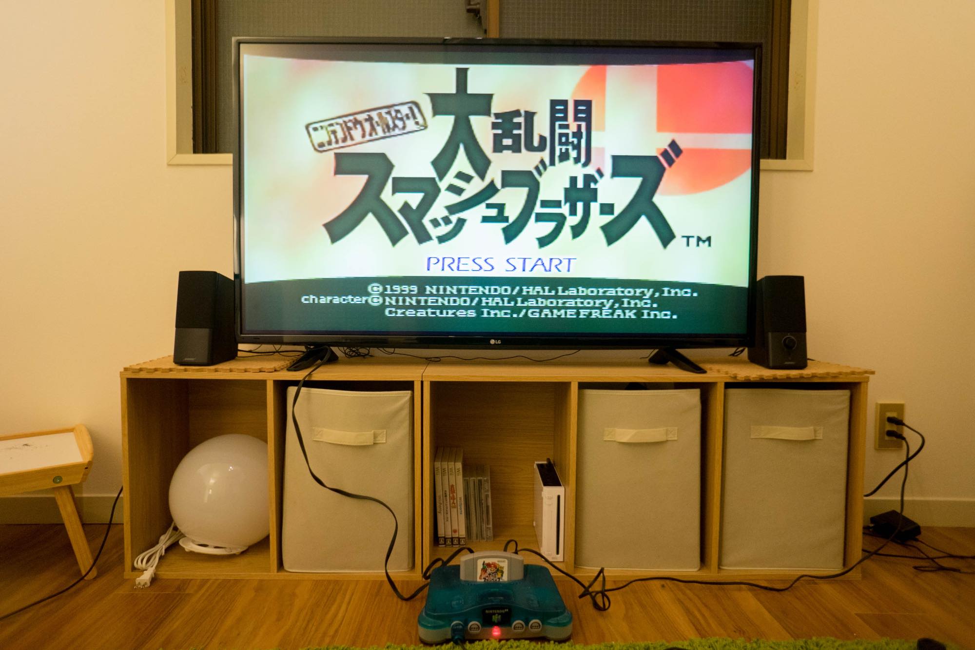 新品50型テレビラスト1台