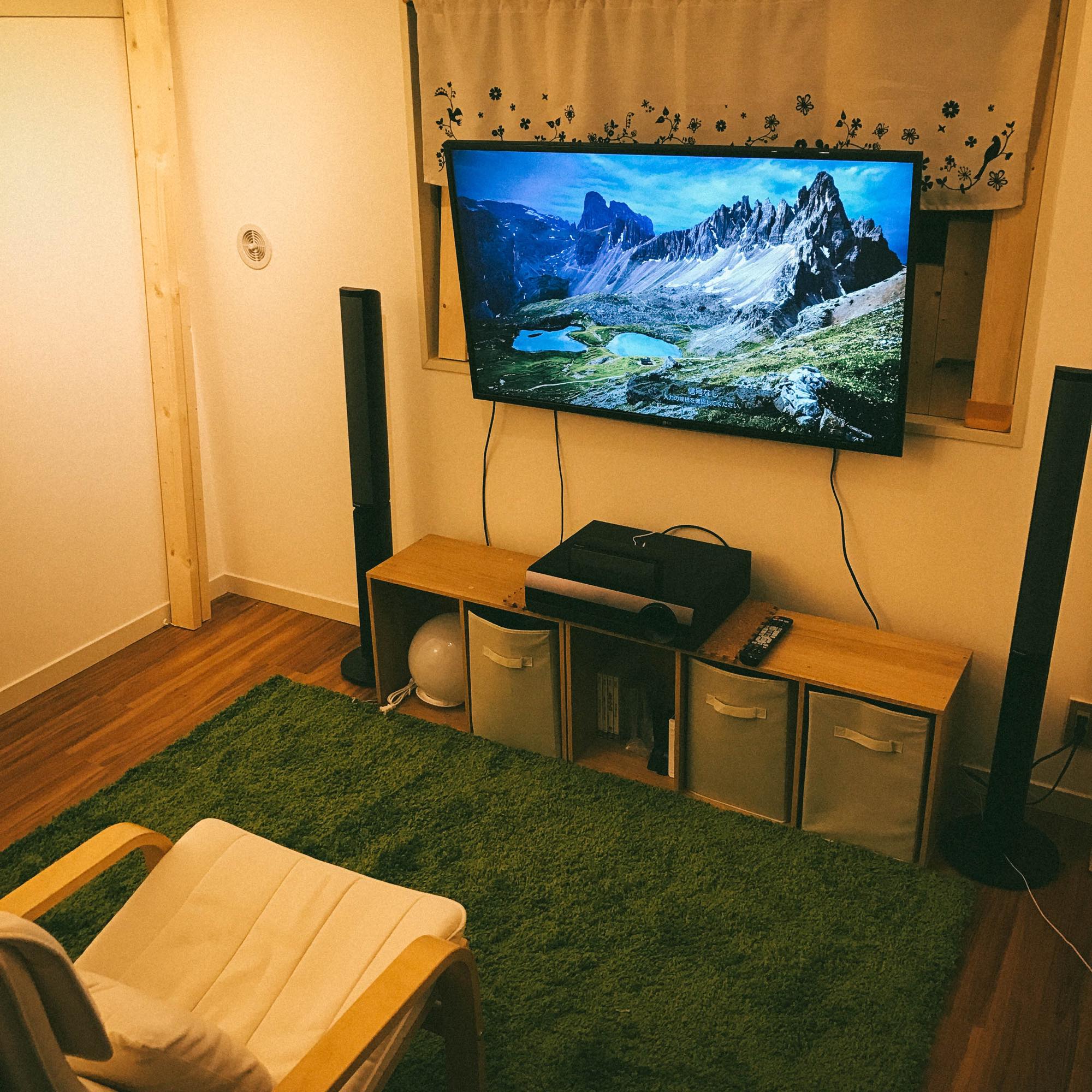 一人暮らしホームシアター②：賃貸で憧れの壁掛けテレビをDIY。ディアウォールは大型TVも大丈夫