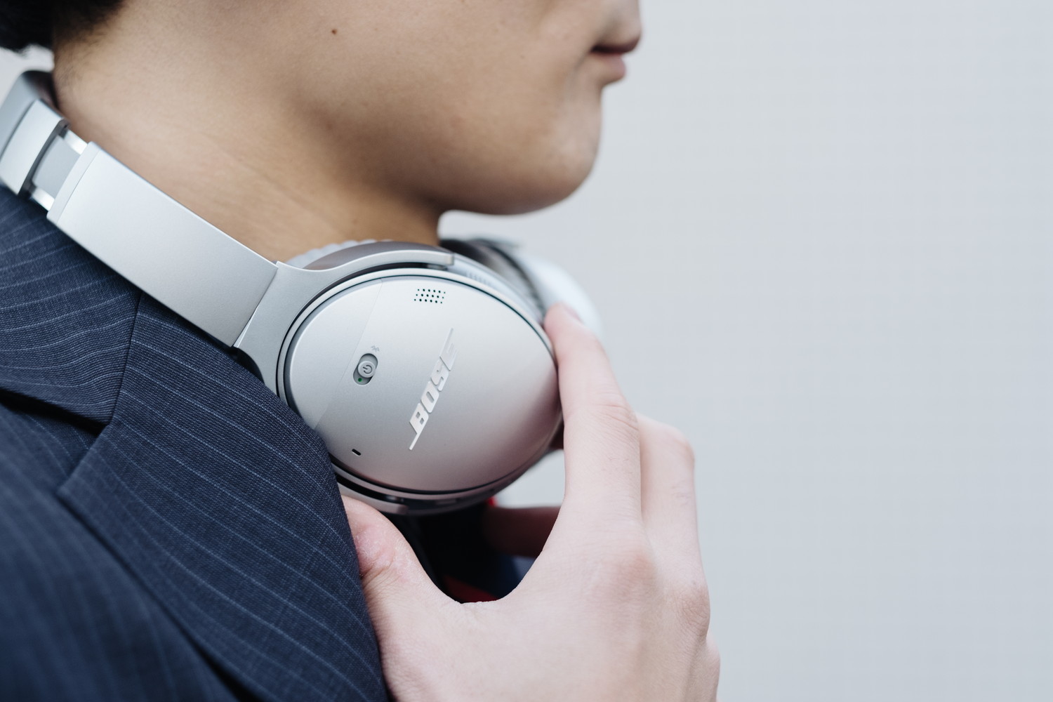 Bose のノイズキャンセリングヘッドホン『QuietComfort 35 wireless headphones II』とヘッドホン