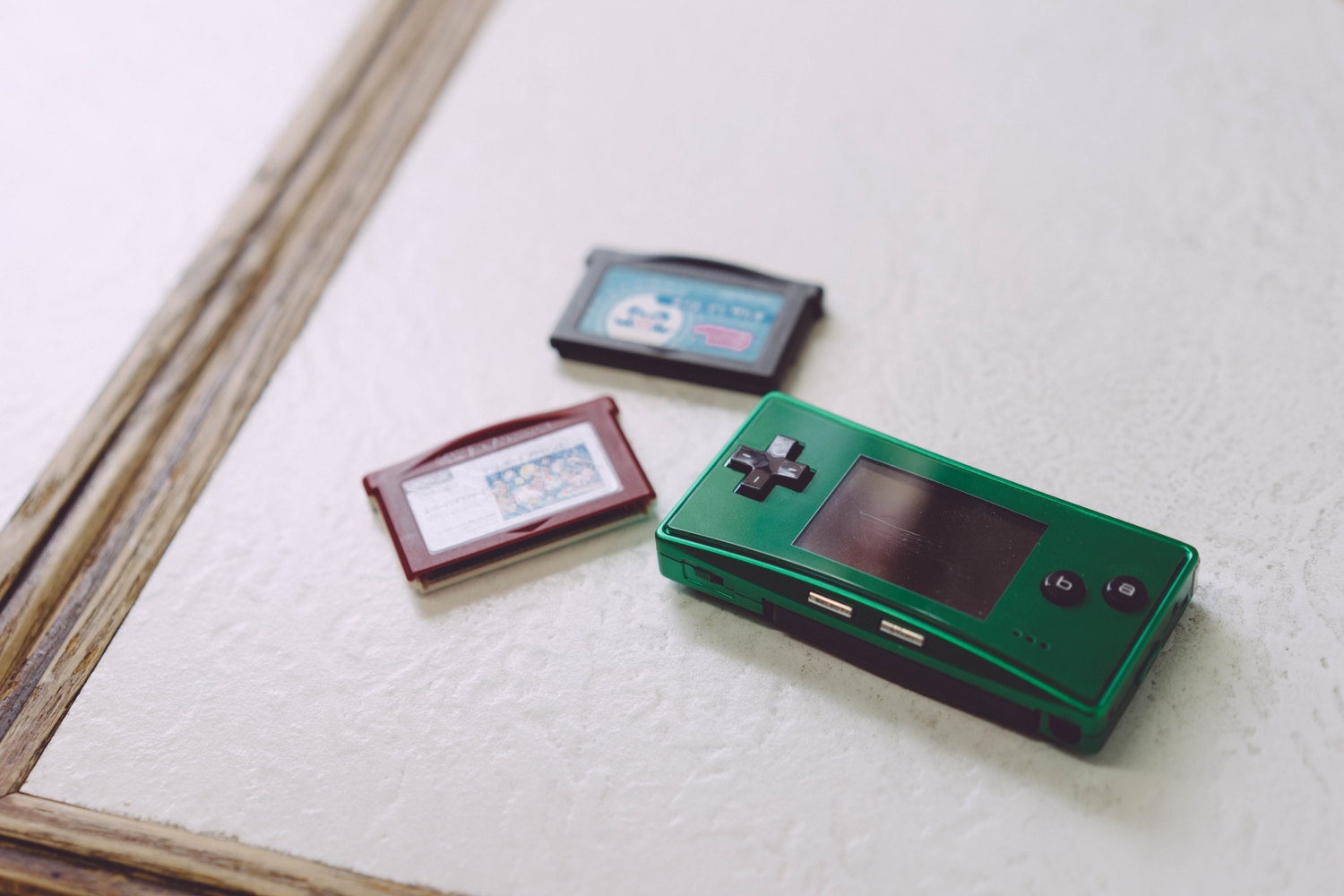 パーティを彩るご馳走や Nintendo GAMEBOY micro ゲームボーイ ミクロ