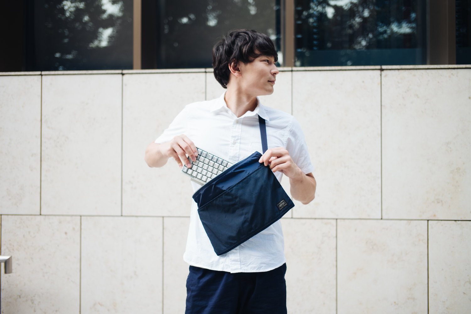 iPad Pro も入る】ポーターのサコッシュ『PORTER TERRA SHOULDER BAG